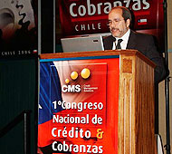 El Superintendente Gustavo Arriagada durante su participación en el seminario.