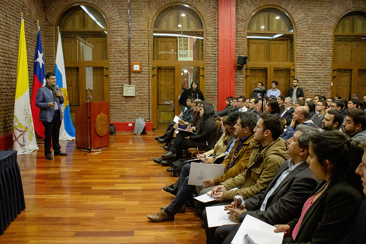 Erik Berwart, expuso en el encuentro “Ciberseguridad en Chile. Factores claves a considerar”